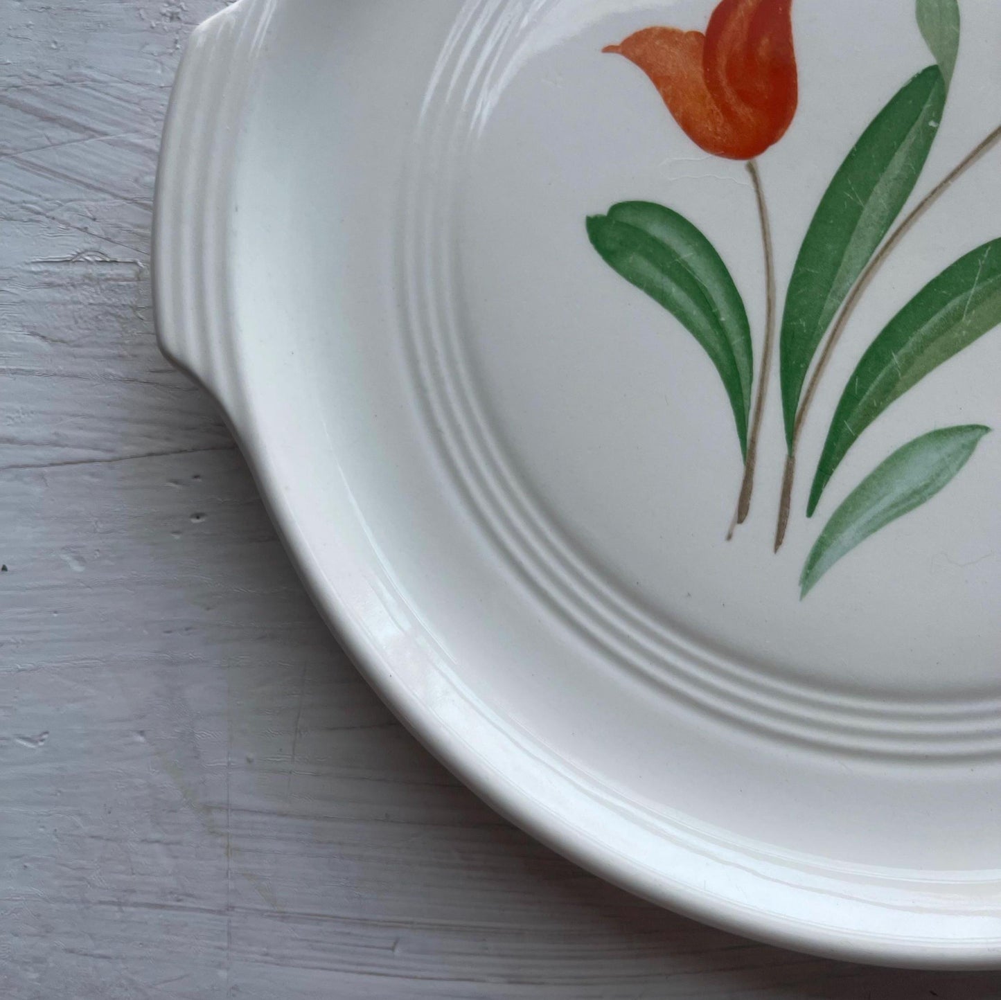 1940s Knowles Utility Ware Tulip Cake Plate – Classic Mid-Century Serveware - Hand Painted Cake Plate - Vintage Serving Platter