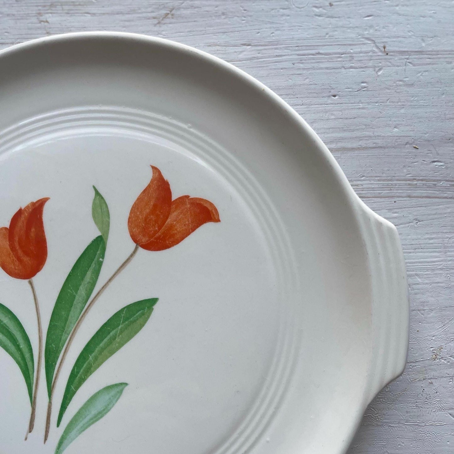 1940s Knowles Utility Ware Tulip Cake Plate – Classic Mid-Century Serveware - Hand Painted Cake Plate - Vintage Serving Platter