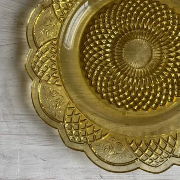 Mayfair Open Rose Dinner Plate | 1930s Hocking Glass | Vintage Yellow Depression Glass