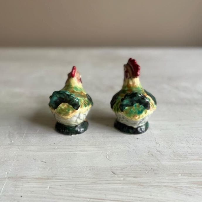Vintage Rooster Salt & Pepper Shakers: Farmhouse Kitchen Decor