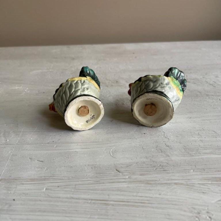 Vintage Rooster Salt & Pepper Shakers: Farmhouse Kitchen Decor