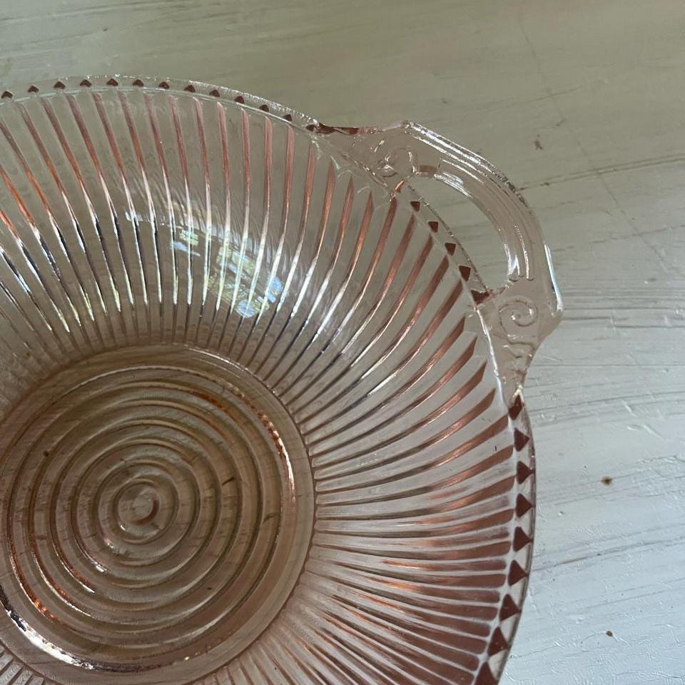 Vintage Pink Depression Glass Bowl with Handles - Vintage Pink Glass Bowl - Vintage Bowl - Vintage Depression Glass Vegetable Bowl
