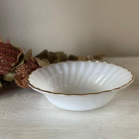 Fire King Golden Anniversary Shell Berry Dessert Bowl | Vintage Fire King Milk Glass Swirl | Gold Rim Milk Glass 5 Inch Bowl