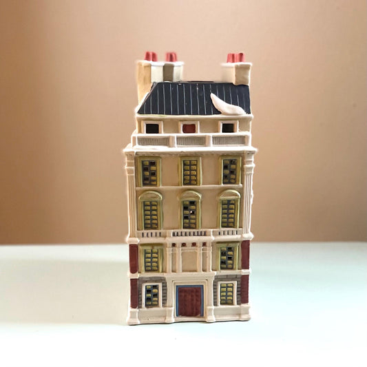 Santas Best Streets of London 20 | Vintage Christmas Village | Christmas Village House | Santas Best Christmas Village