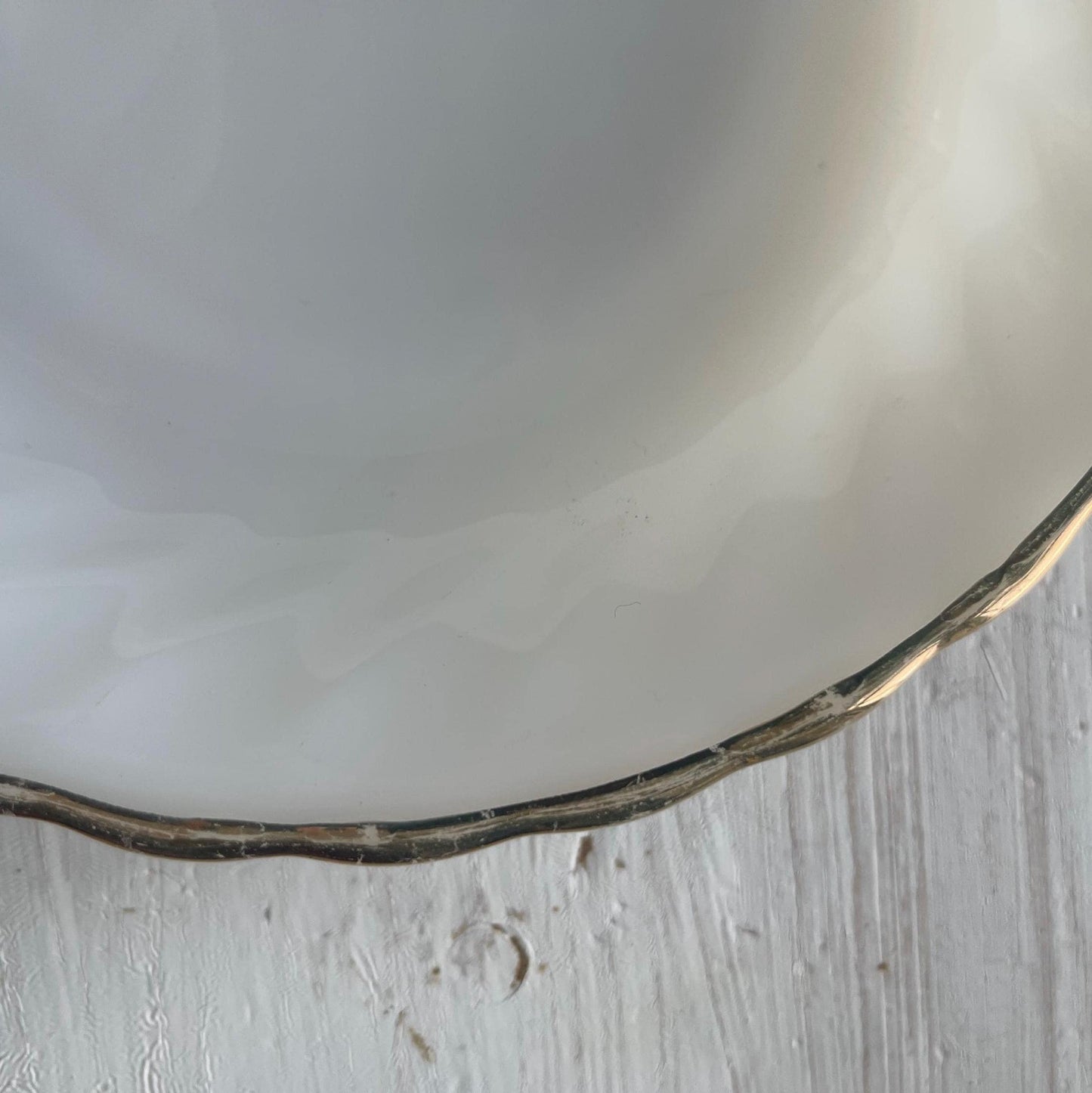 Fire King Golden Anniversary Shell Berry Dessert Bowl | Vintage Fire King Milk Glass Swirl | Gold Rim Milk Glass 5 Inch Bowl