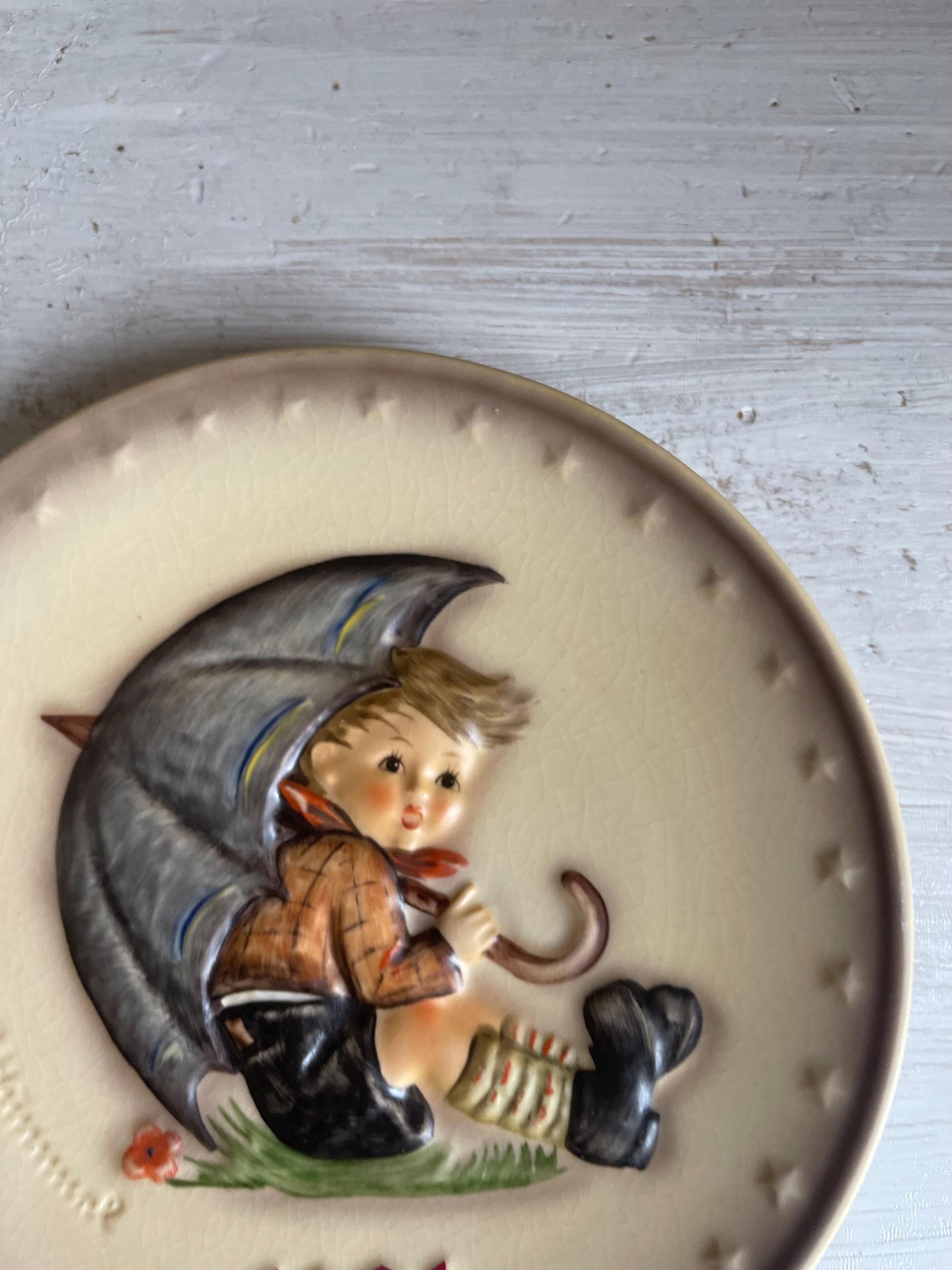 Vintage 1981 Hummel Annual Collector Plate - “Umbrella Boy” - Hummel Annual Plate - Vintage Hummel
