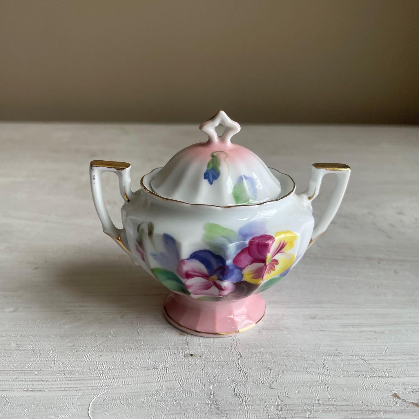 Vintage Takiro Japan Sugar Bowl and Creamer Set: Hand-Painted Floral China