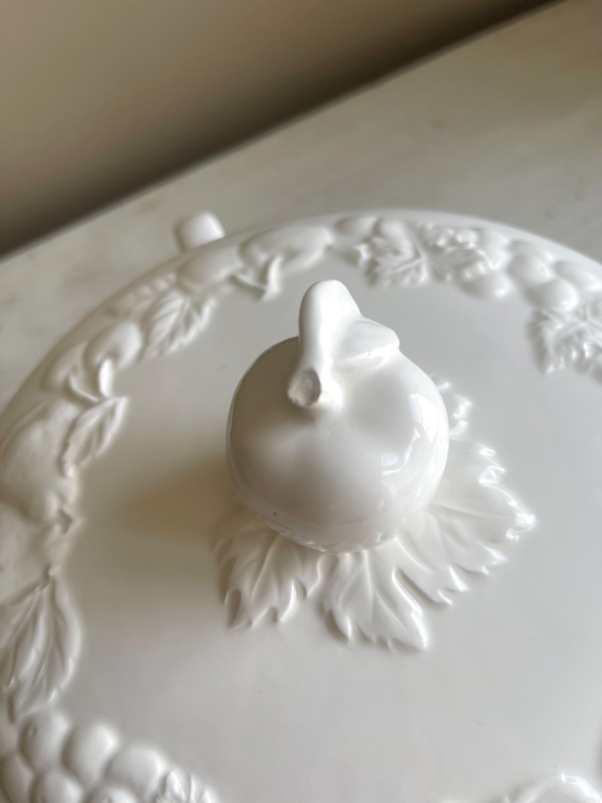 Soup Tureen - Vintage White Ceramic Soup Tureen | Embossed Fruit Design | Nature by Tablestop Unlimited