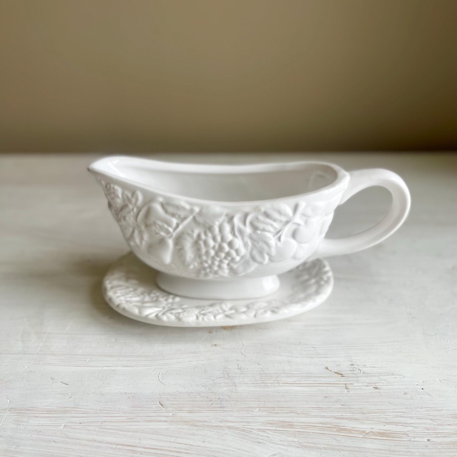 Gravy Boat with Plate by WCL China - Grape Pattern Gravy Boat - Vintage Gravy Boat