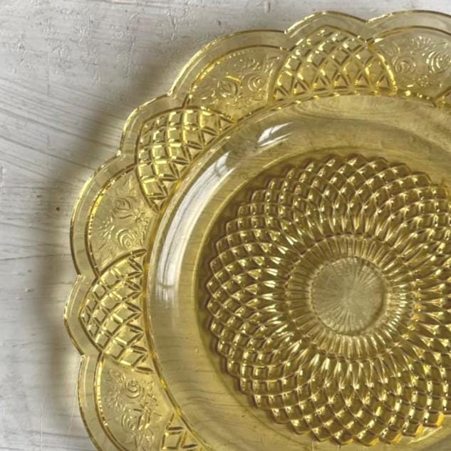 Mayfair Open Rose Dinner Plate | 1930s Hocking Glass | Vintage Yellow Depression Glass