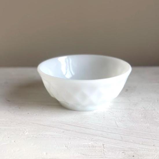Milk Glass Fruit Bowl | Anchor Hocking Fire King Kimberly Diamond Bowl | Vintage Dessert Bowl