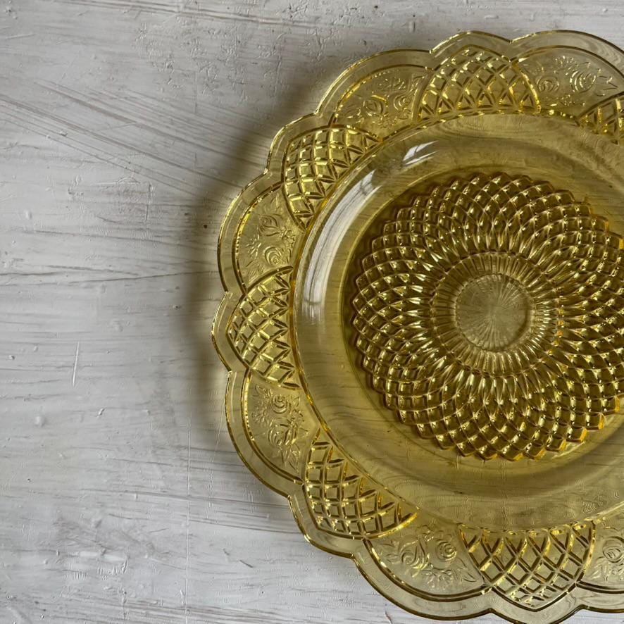 Mayfair Open Rose Dinner Plate | 1930s Hocking Glass | Vintage Yellow Depression Glass