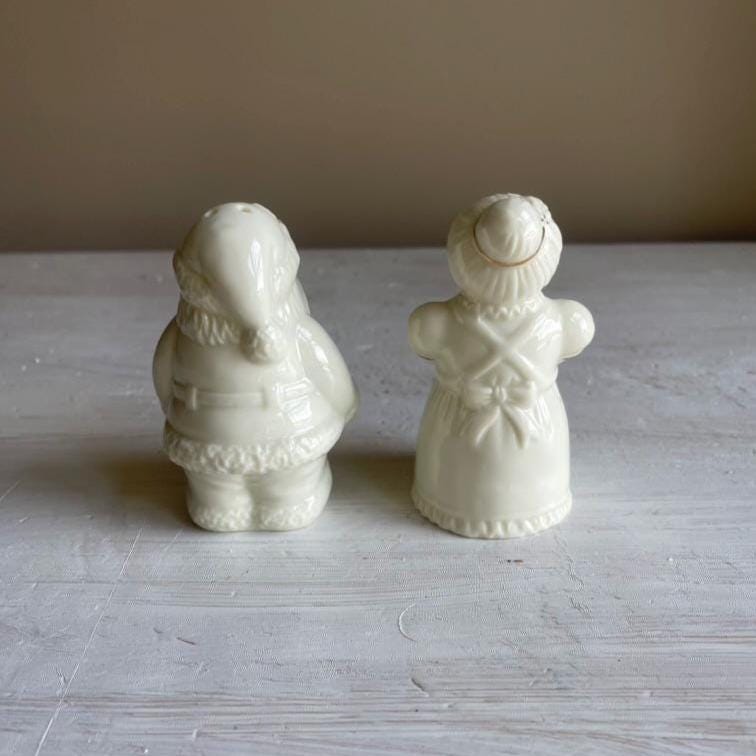 Vintage Santa & Mrs Claus Salt and Pepper Shakers | Formalities Baum Brothers