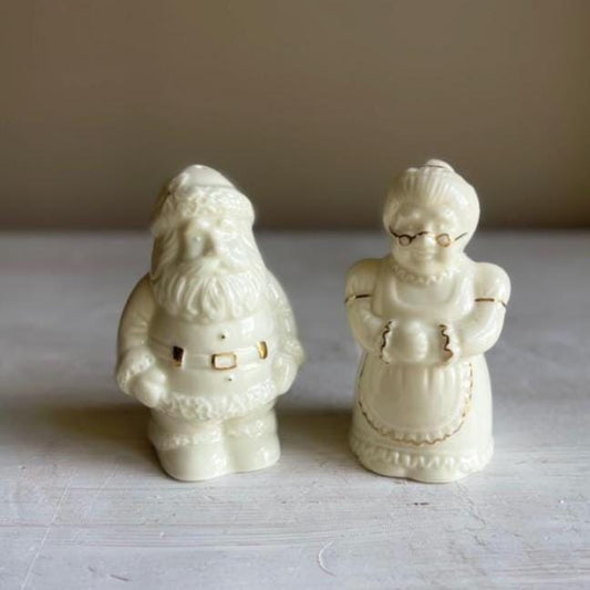 Vintage Santa & Mrs Claus Salt and Pepper Shakers | Formalities Baum Brothers