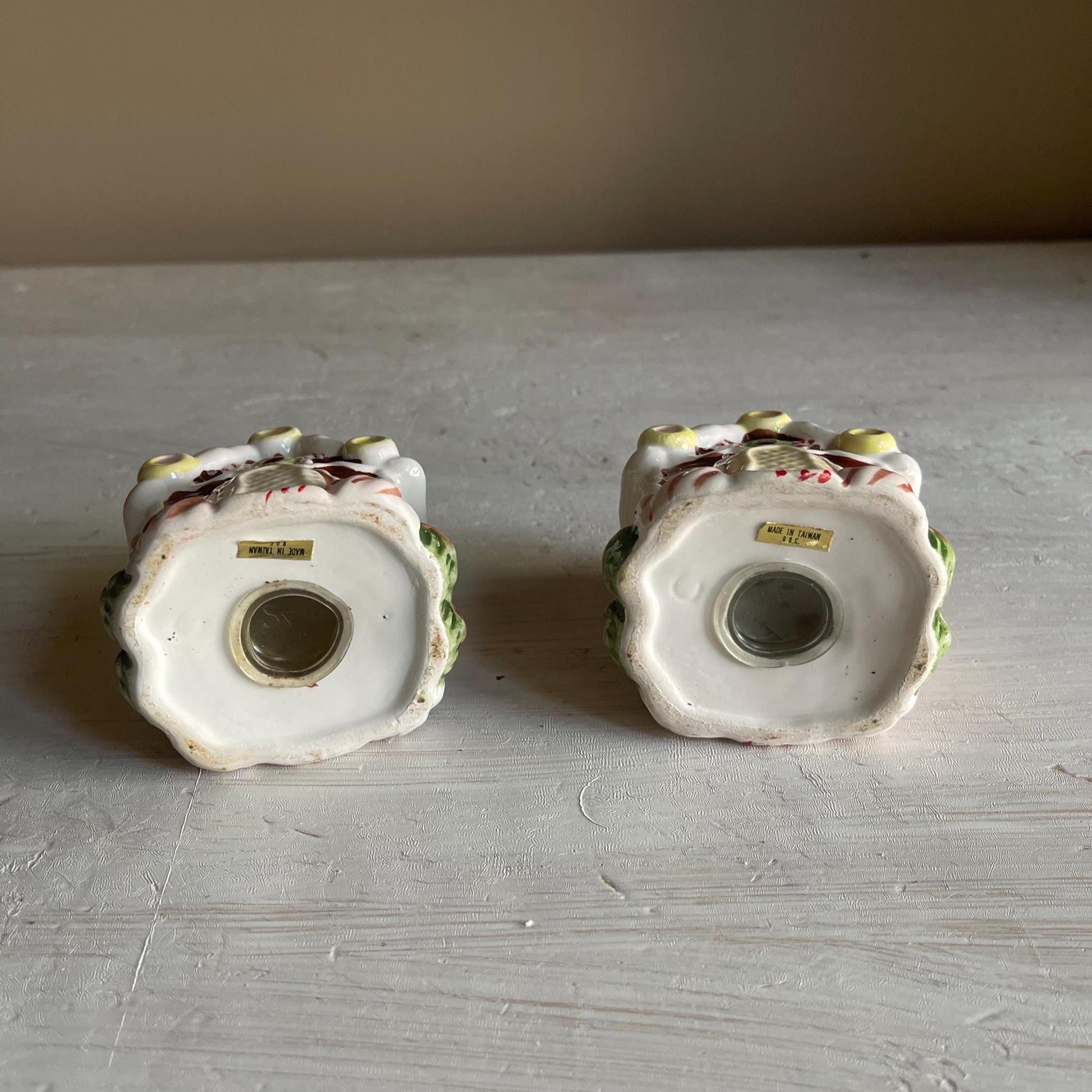 Vintage Gingerbread House Salt & Pepper Shakers | Christmas Salt and Pepper Set | Vintage Christmas | Gingerbread House Decor