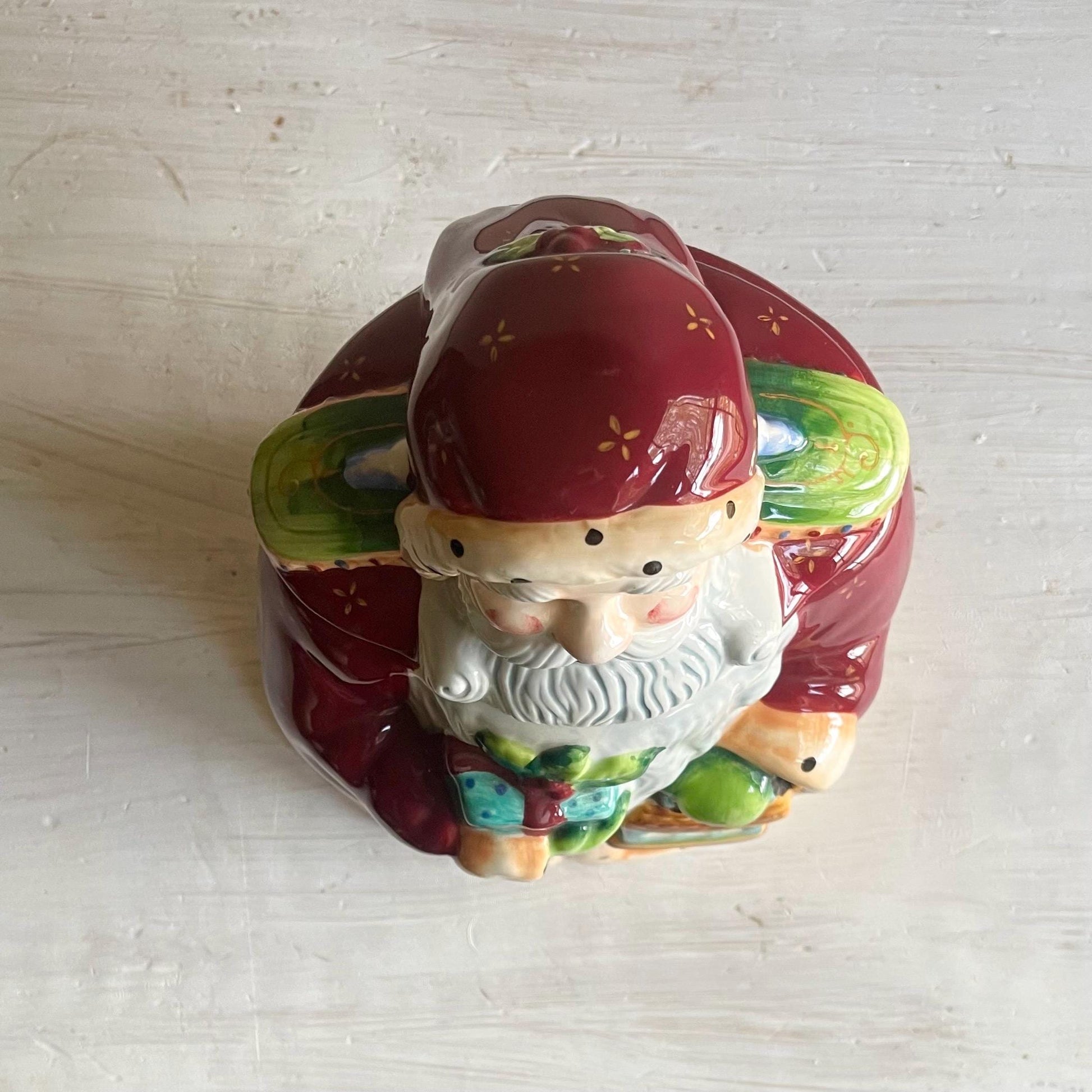 Vintage Santa Claus Cookie Jar: Christmas Kitchen Decor
