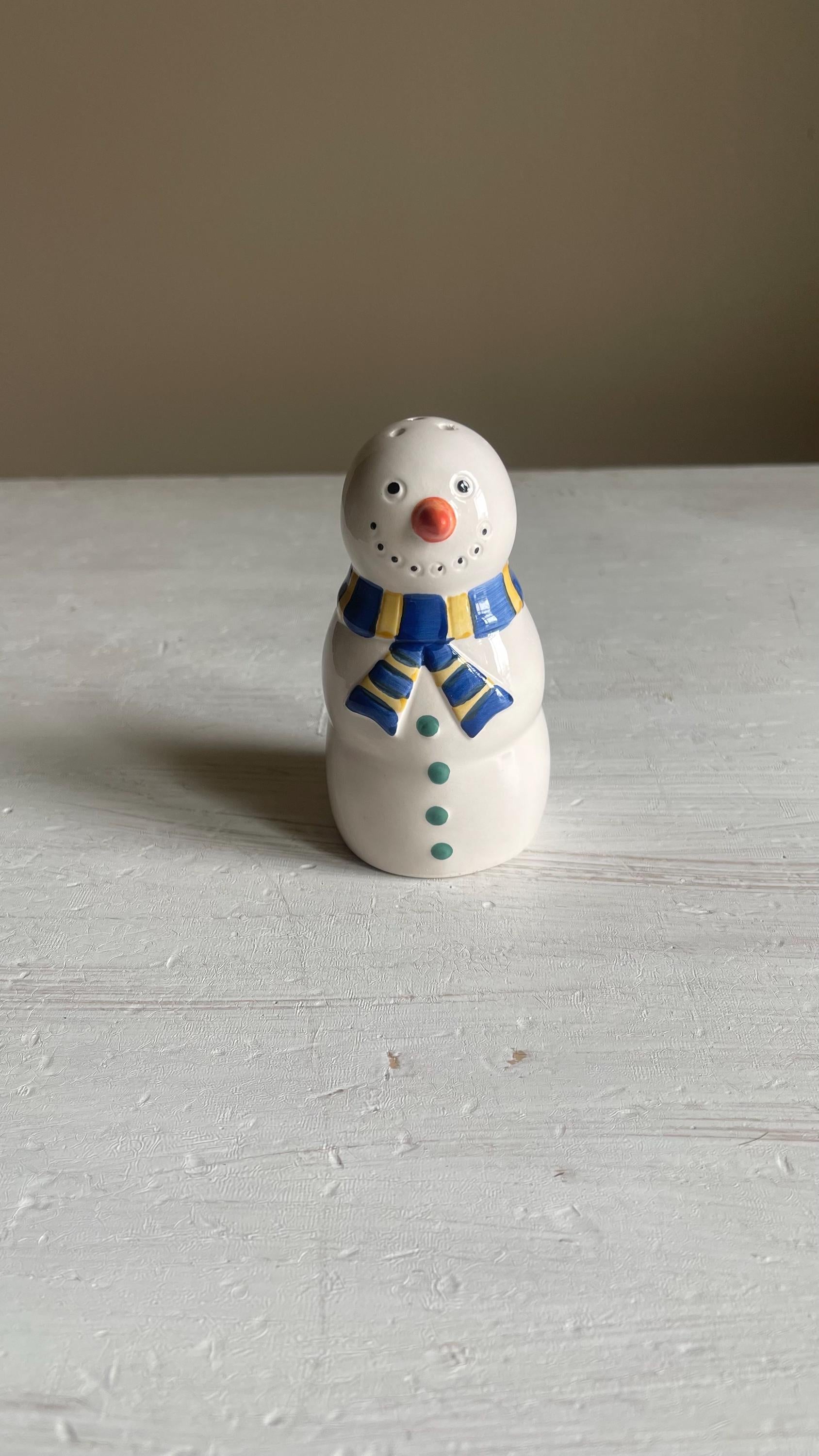 Vintage Snowman Salt & Pepper Shakers | Christmas Kitchen Decor