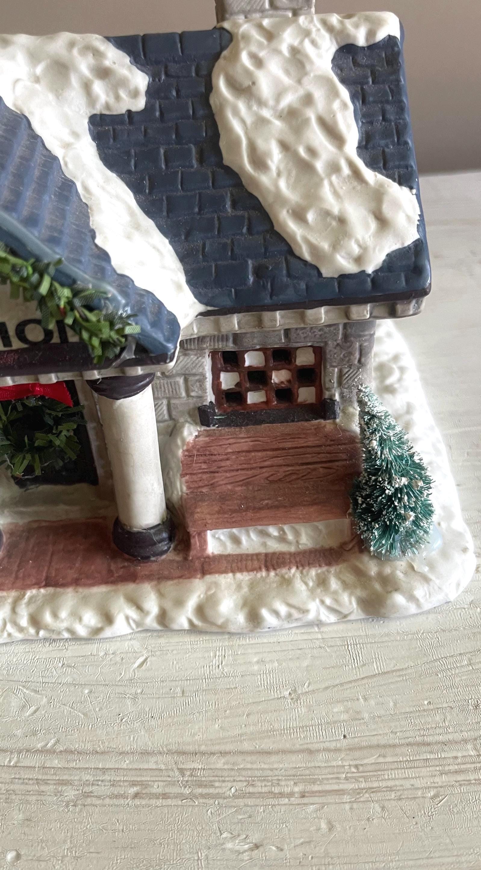 Christmas Valley House - Hollyshire Place Train Station 1992