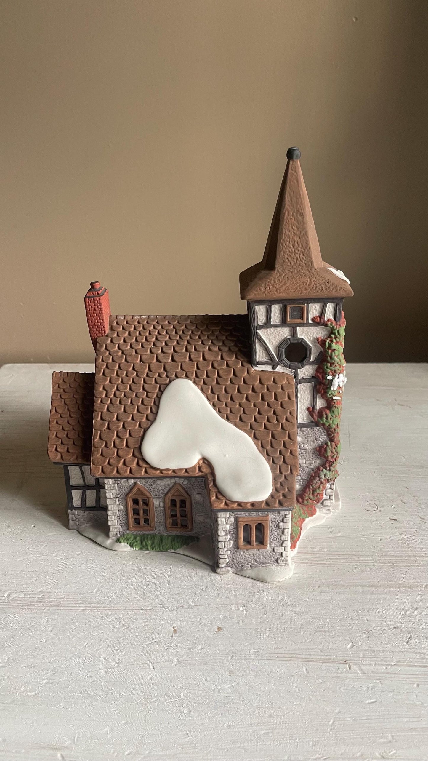 Department 56 Old Michael Church Dickens Village 1992 - Christmas Village