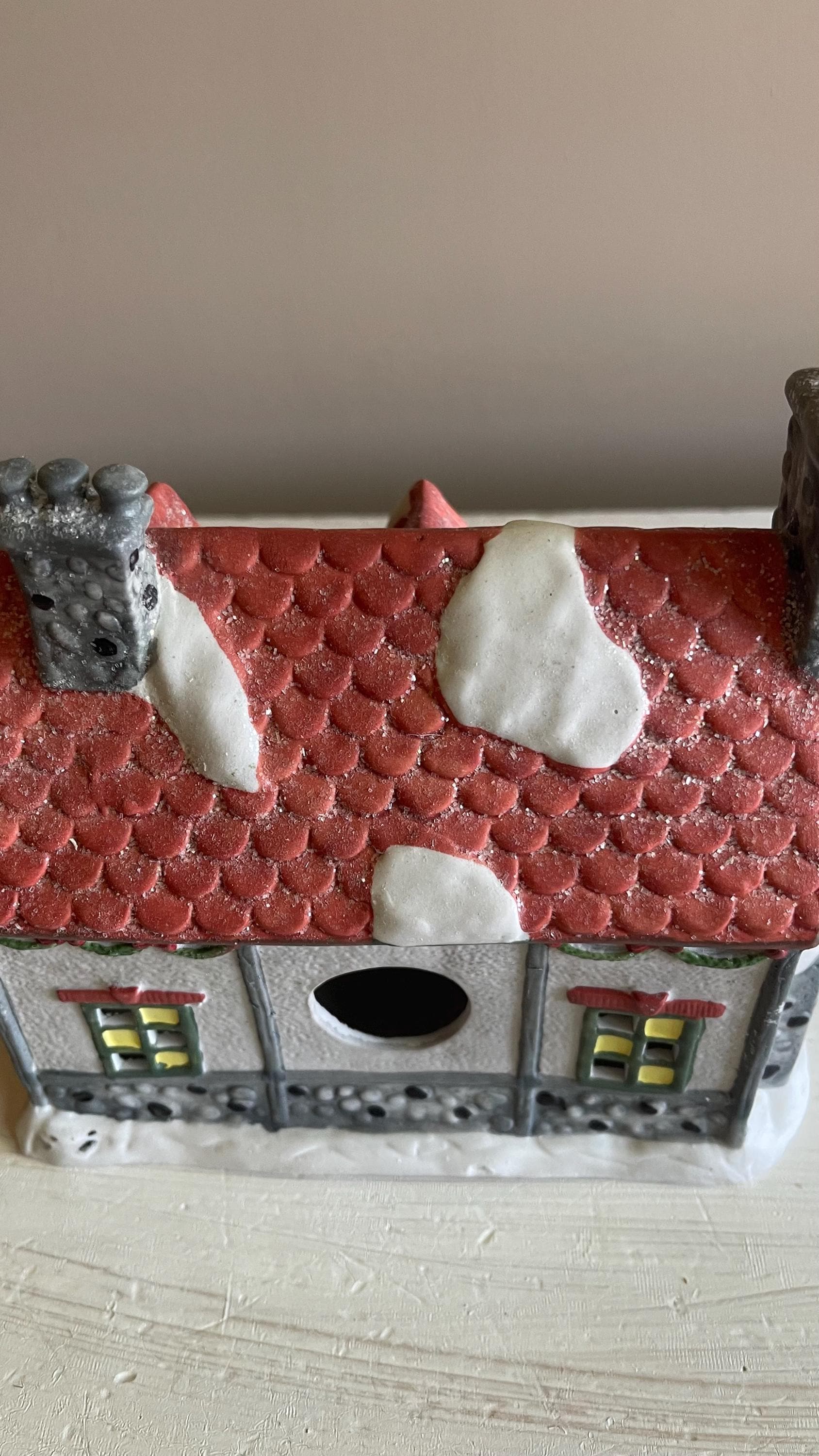 Vintage 1993 Kringle Town Santa's House | Lighted Christmas Village