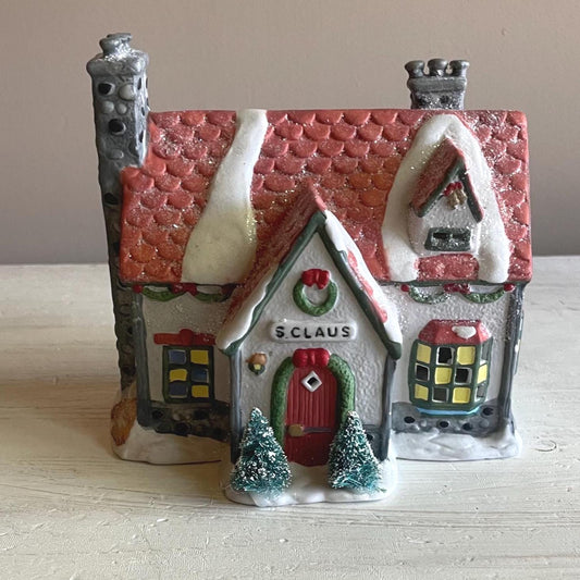 Vintage 1993 Kringle Town Santa's House | Lighted Christmas Village