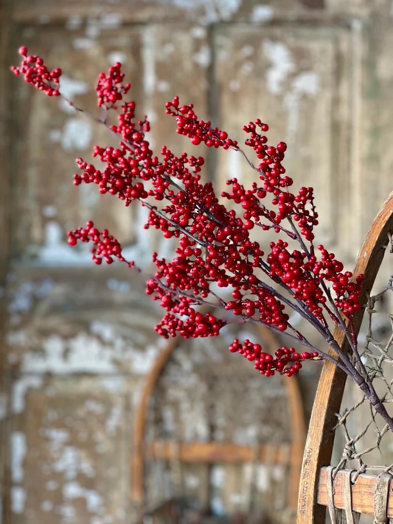 Red Berry Spray - 35 Inch