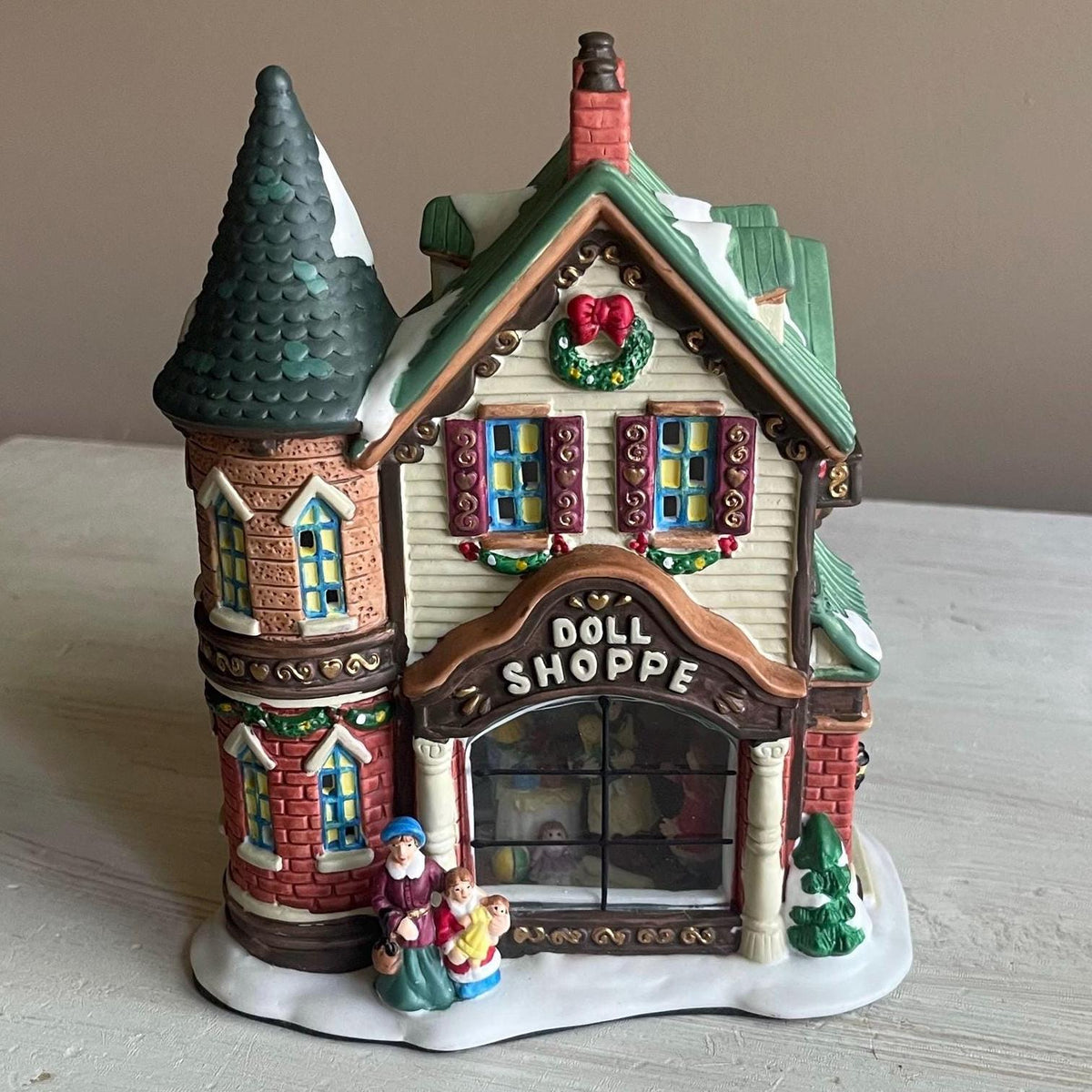 Christmas Streets Collection Doll Shoppe - Lighted Christmas Village
