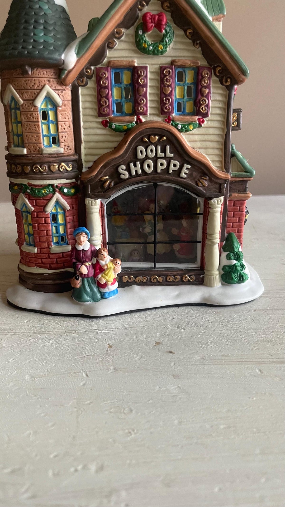 Christmas Streets Collection Doll Shoppe - Lighted Christmas Village