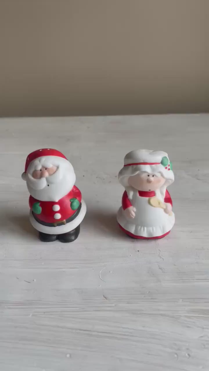 Vintage Santa & Mrs. Claus Salt and Pepper Shakers: Christmas Tabletop Decor