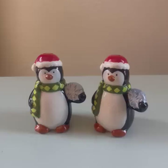 Vintage Christmas Penguin Salt & Pepper Shakers: Holiday Table Decor